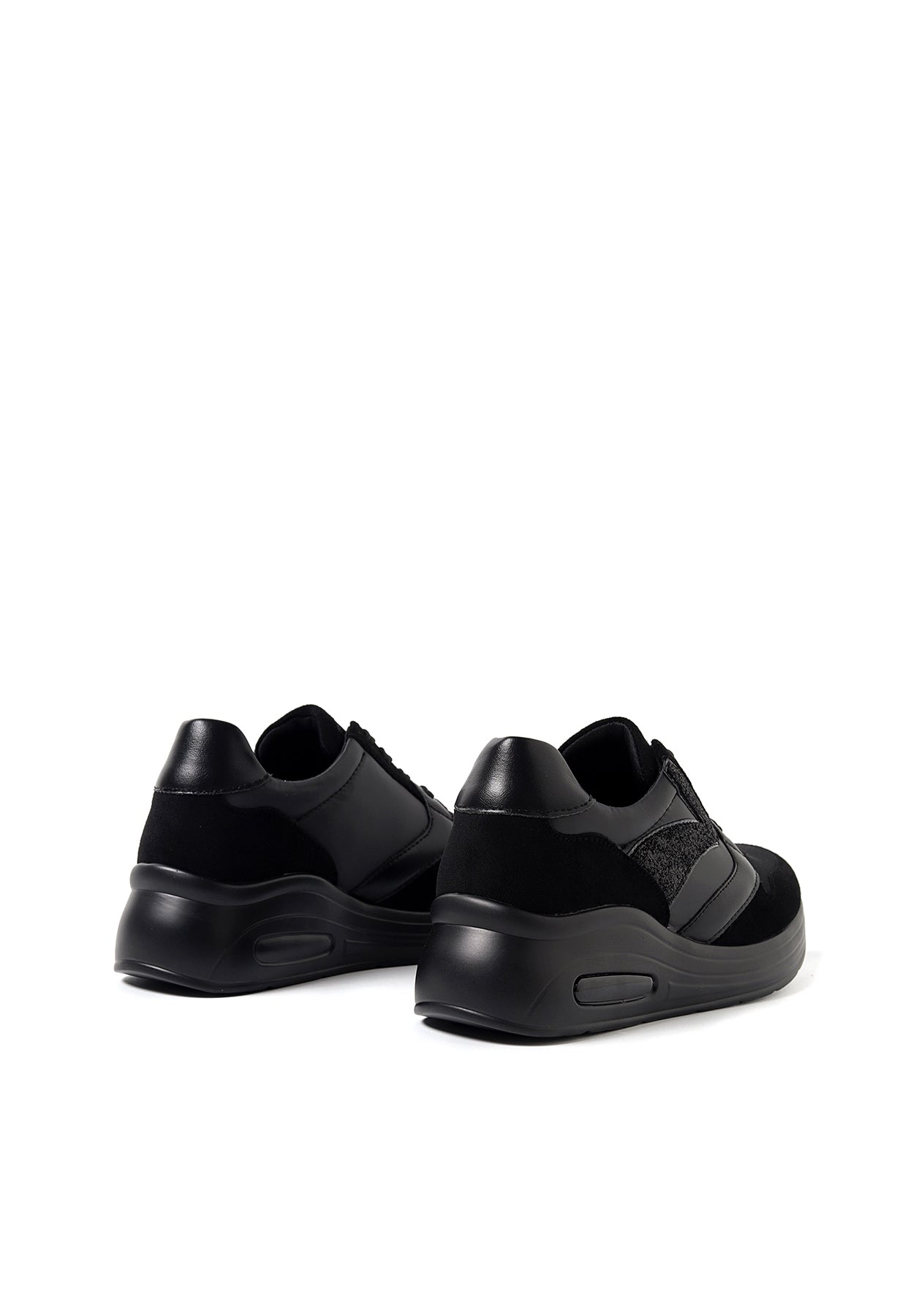 Queen Helena Sneakers - X29-1