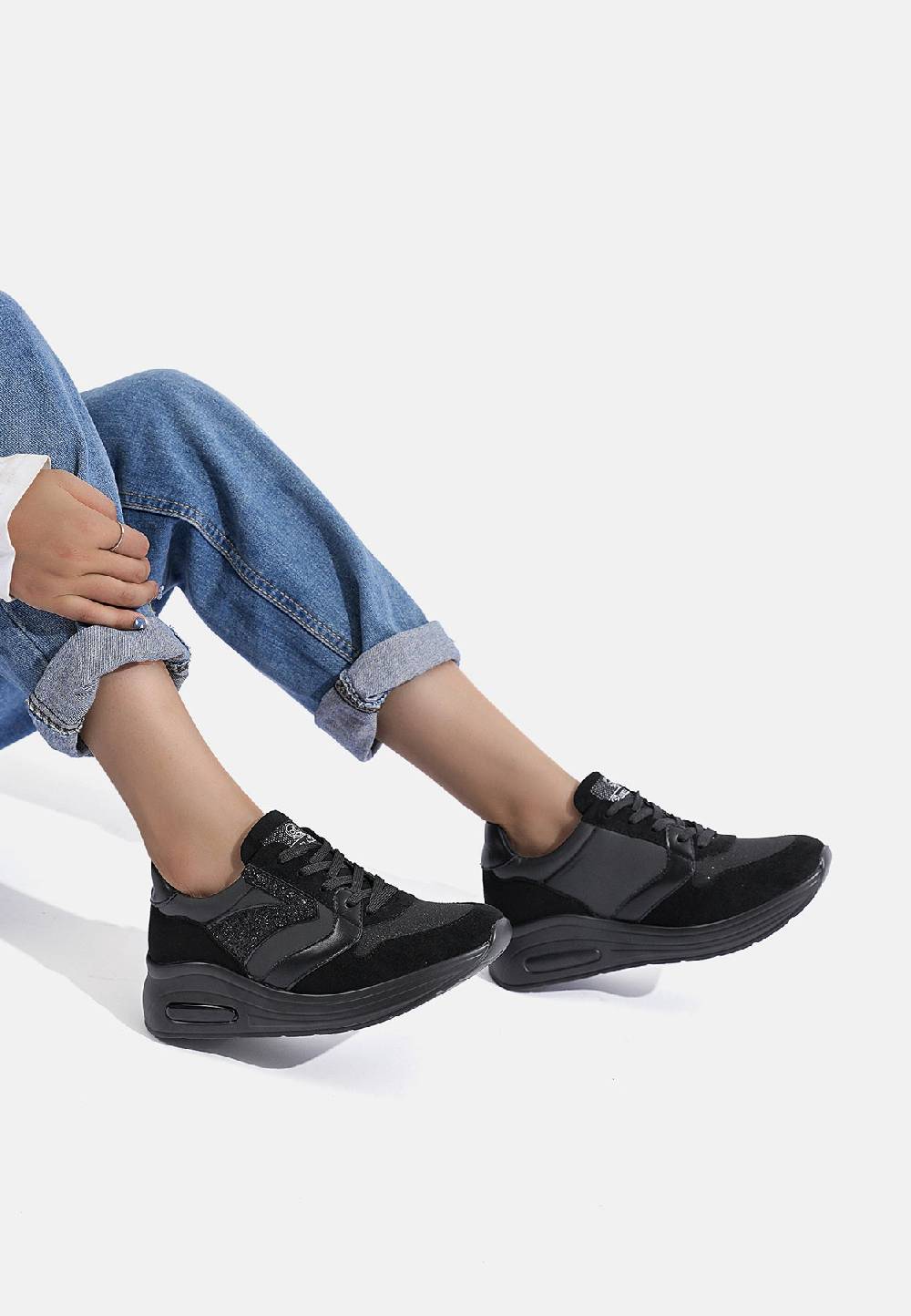 Queen Helena Sneakers - X29-1