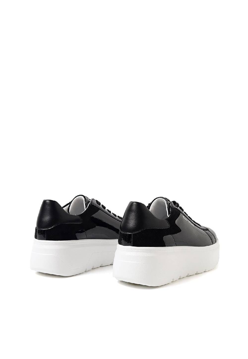 Queen Helena Sneakers - X29-10