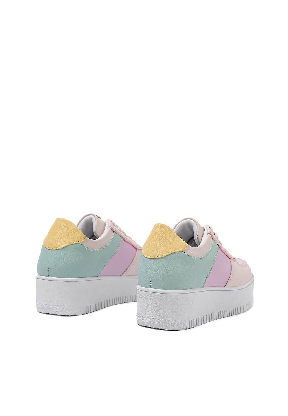 Queen Helena Sneakers - X29-18