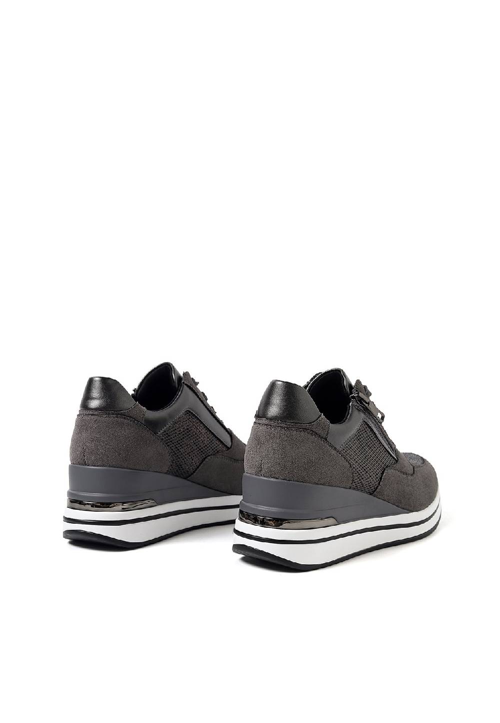 Queen Helena Sneakers - X29-34