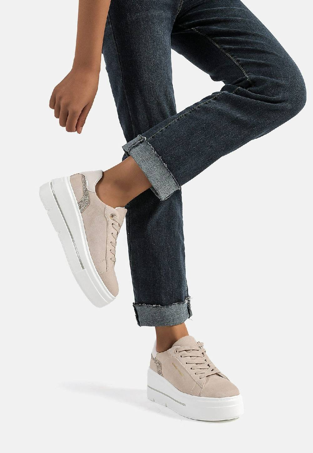 Queen Helena Sneakers X30-14