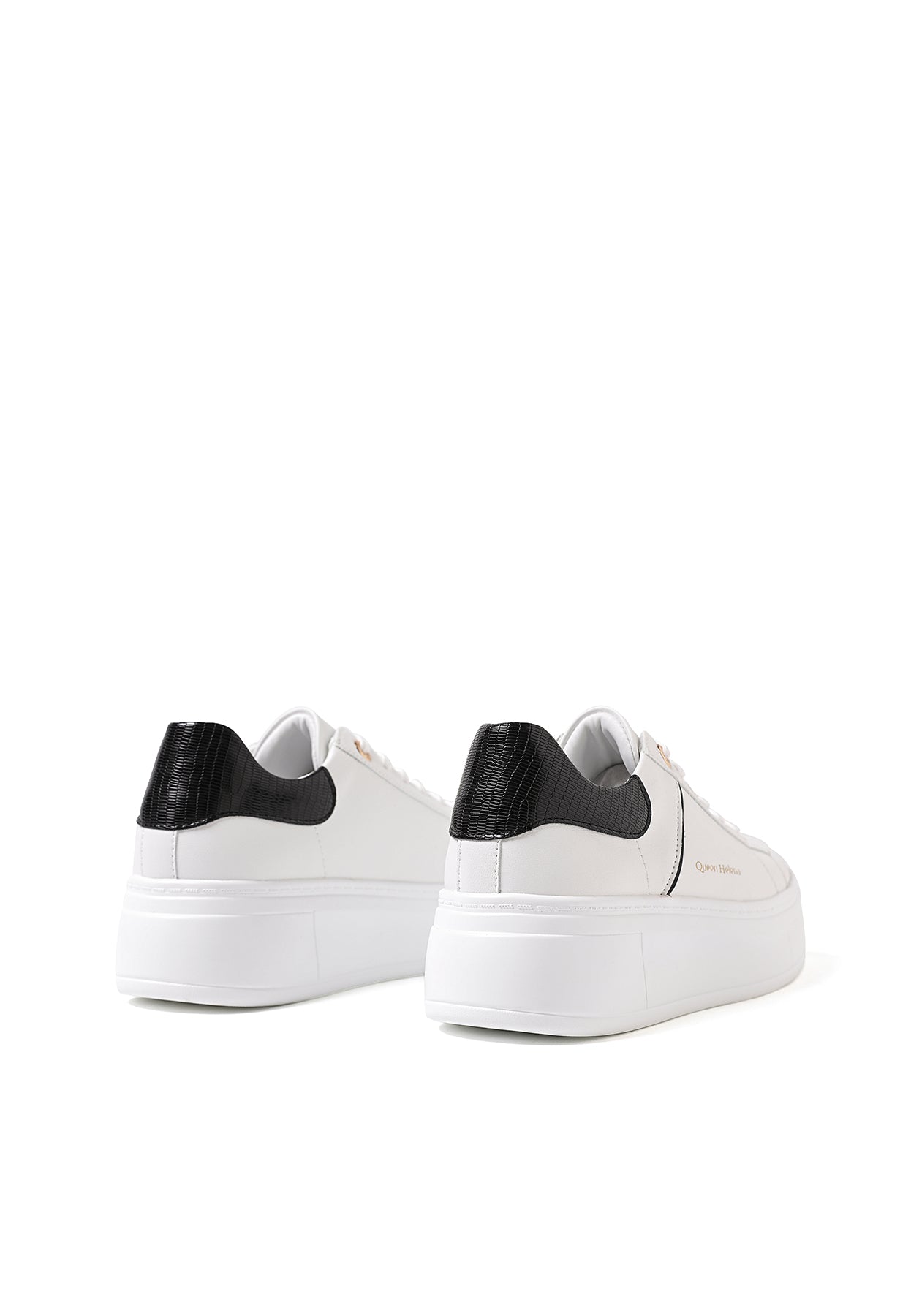 Queen Helena Sneakers X30-15