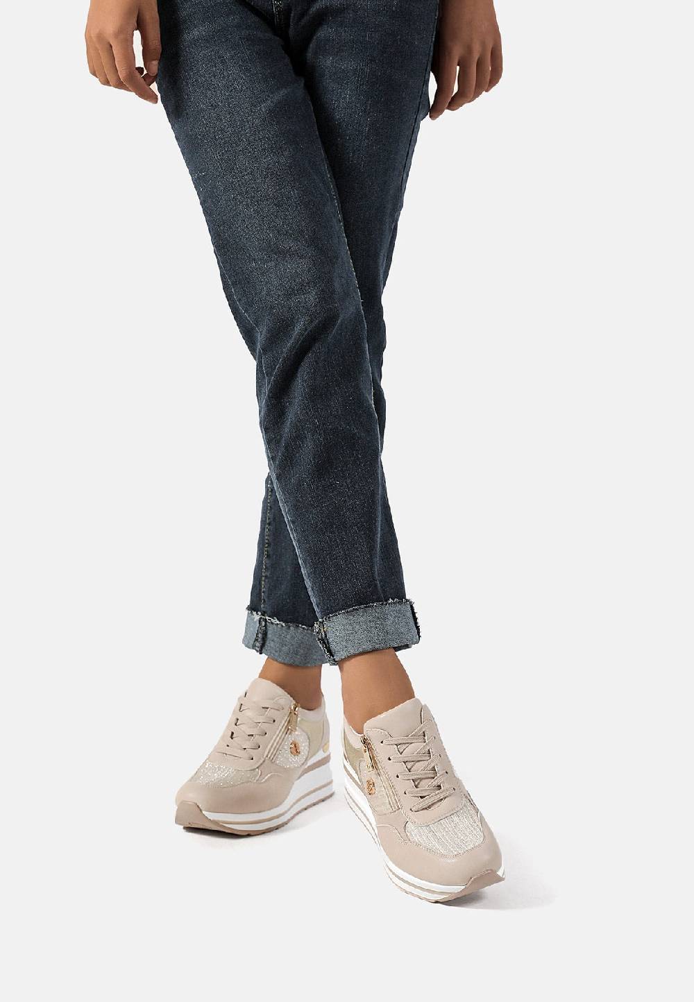 Queen Helena Sneakers X30-26