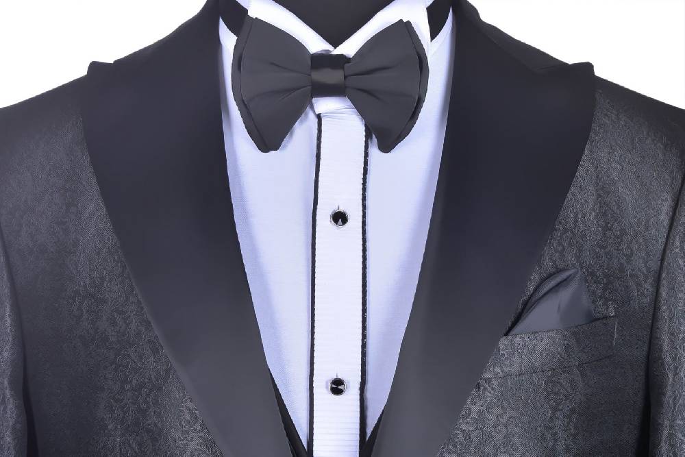 Baggi Abito Baggi Nero Damascato Con Petto A Lancia