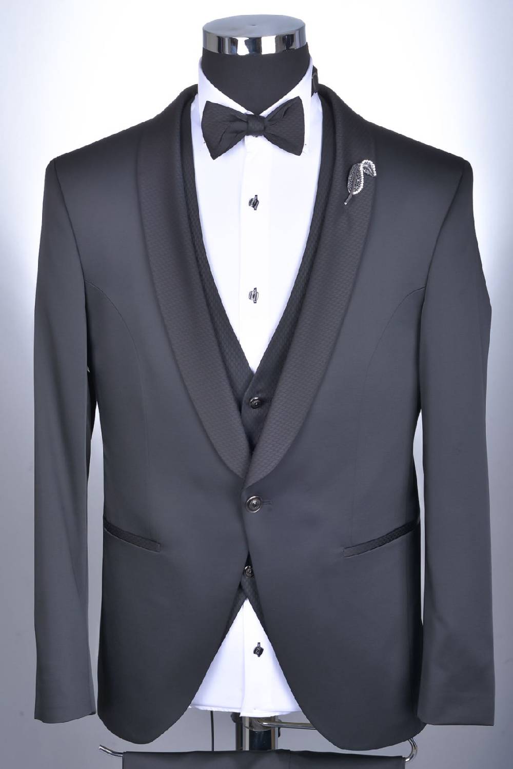 Baggi Abito Elegante Slim Fit Con Collo A Scialle Completo Di Gilet E Papillon