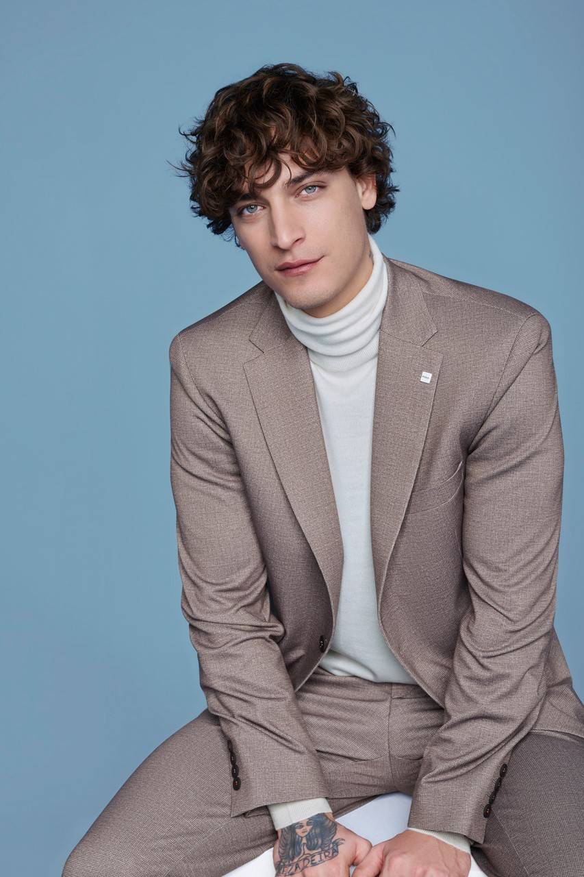 Digel Move Abito marrone chiaro digel slim fit jersey stretch