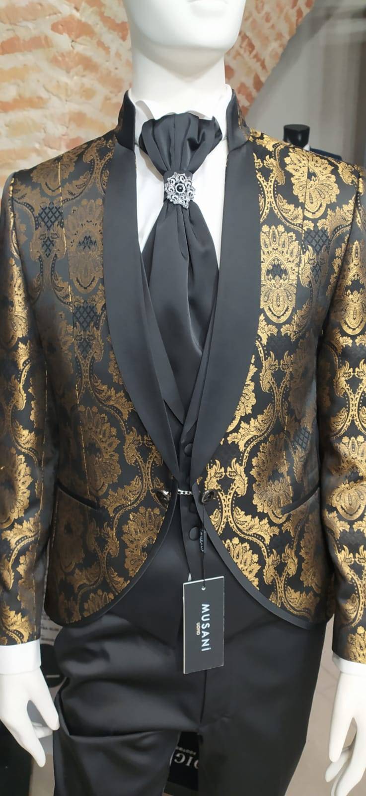 Musani Milano Cerimonia Abito Musani Damascato Ecru Con Panciotto Cravatta E Papillon