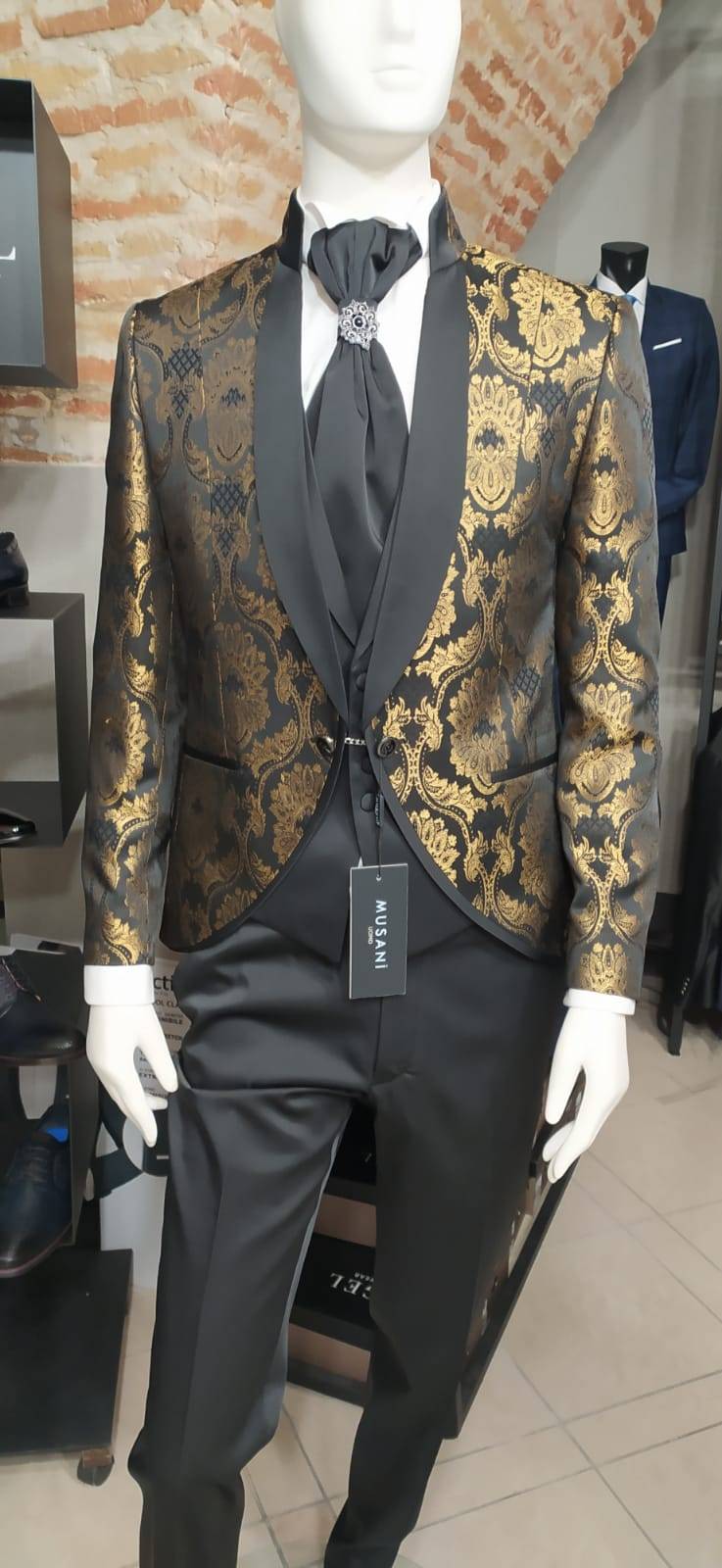 Musani Milano Cerimonia Abito Musani Damascato Ecru Con Panciotto Cravatta E Papillon