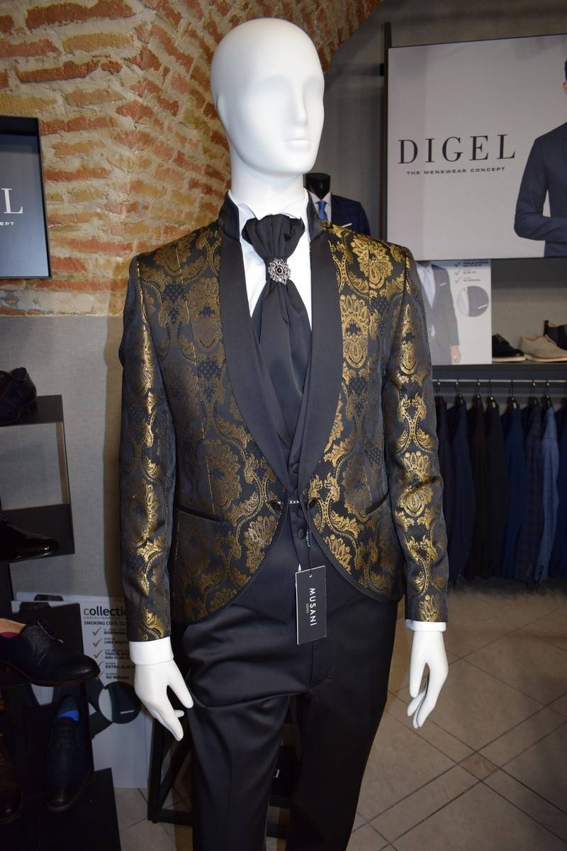 Musani Milano Cerimonia Abito musani damascato ecru con panciotto cravatta e papillon