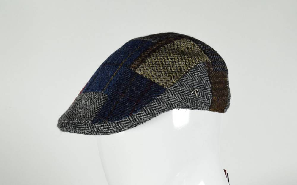 Panizza Berretto Panizza A Patchwork In Lana Harris Tweed