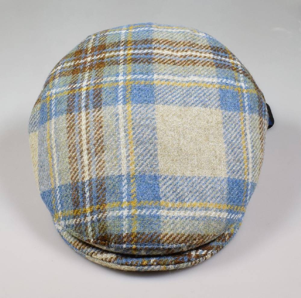 Panizza Berretto Panizza Peaked British In Lana Tartan Beige