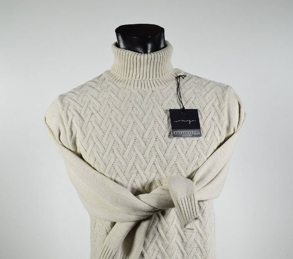 Manuel Garcia Dolcevita Manuel Garcia Beige In Misto Lana