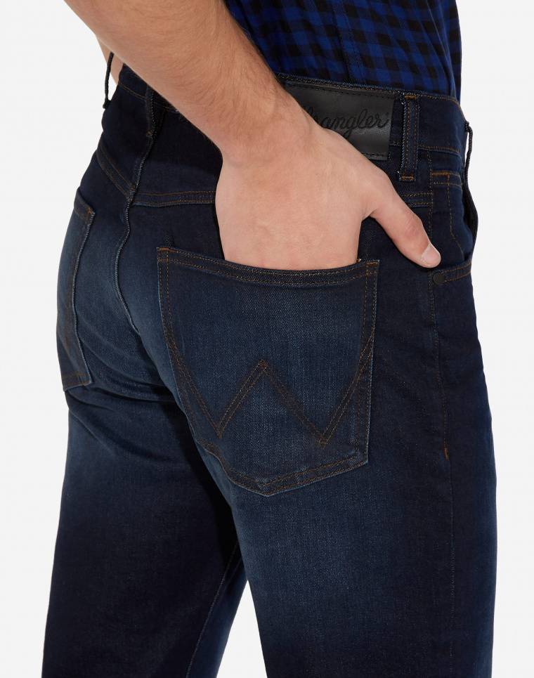 Wrangler Jeans Wrangler Denim Soft Luxe A Gamba Dritta Tonalità Deep Indigo