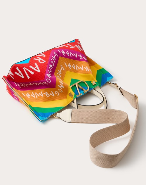 Red Valentino BORSA SHOPPING MEDIA VALENTINO GARAVANI ESCAPE IN CANVAS CON STAMPA CHEVRON24