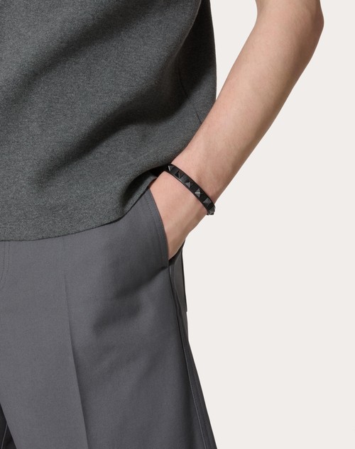Red Valentino BRACCIALE ROCKSTUD IN PELLE E BORCHIE FINITURA RUTENIO NERO