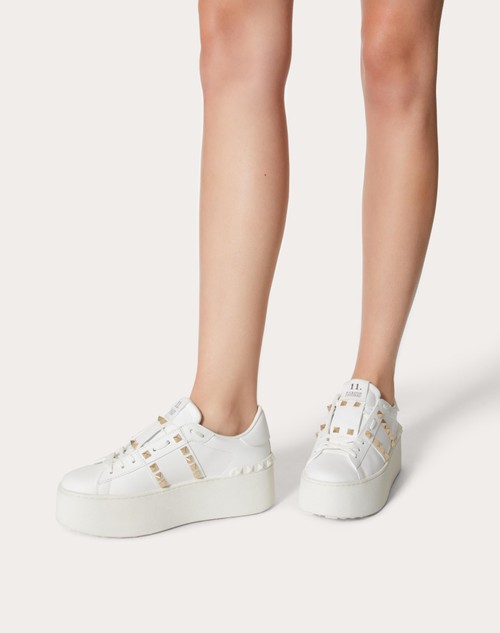 Red Valentino SNEAKER FLATFORM ROCKSTUD UNTITLED IN VITELLO