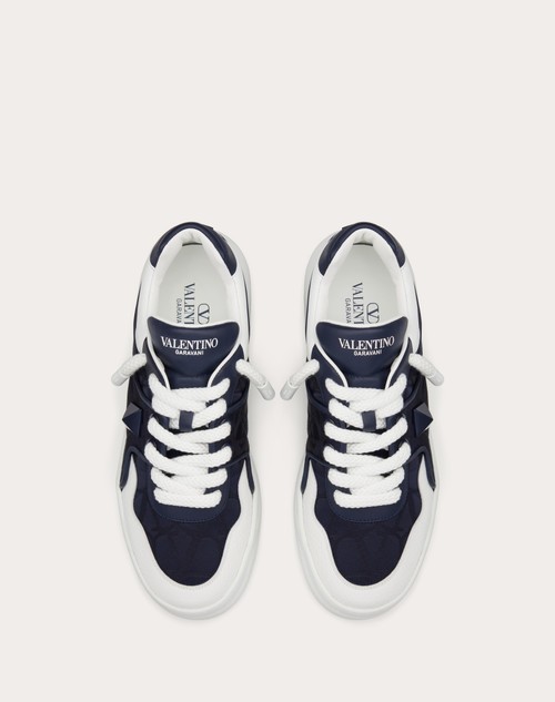 Red Valentino SNEAKER LOW-TOP ONE STUD XL IN NAPPA E TESSUTO TECNICO JACQUARD TOILE ICONOGRAPHE