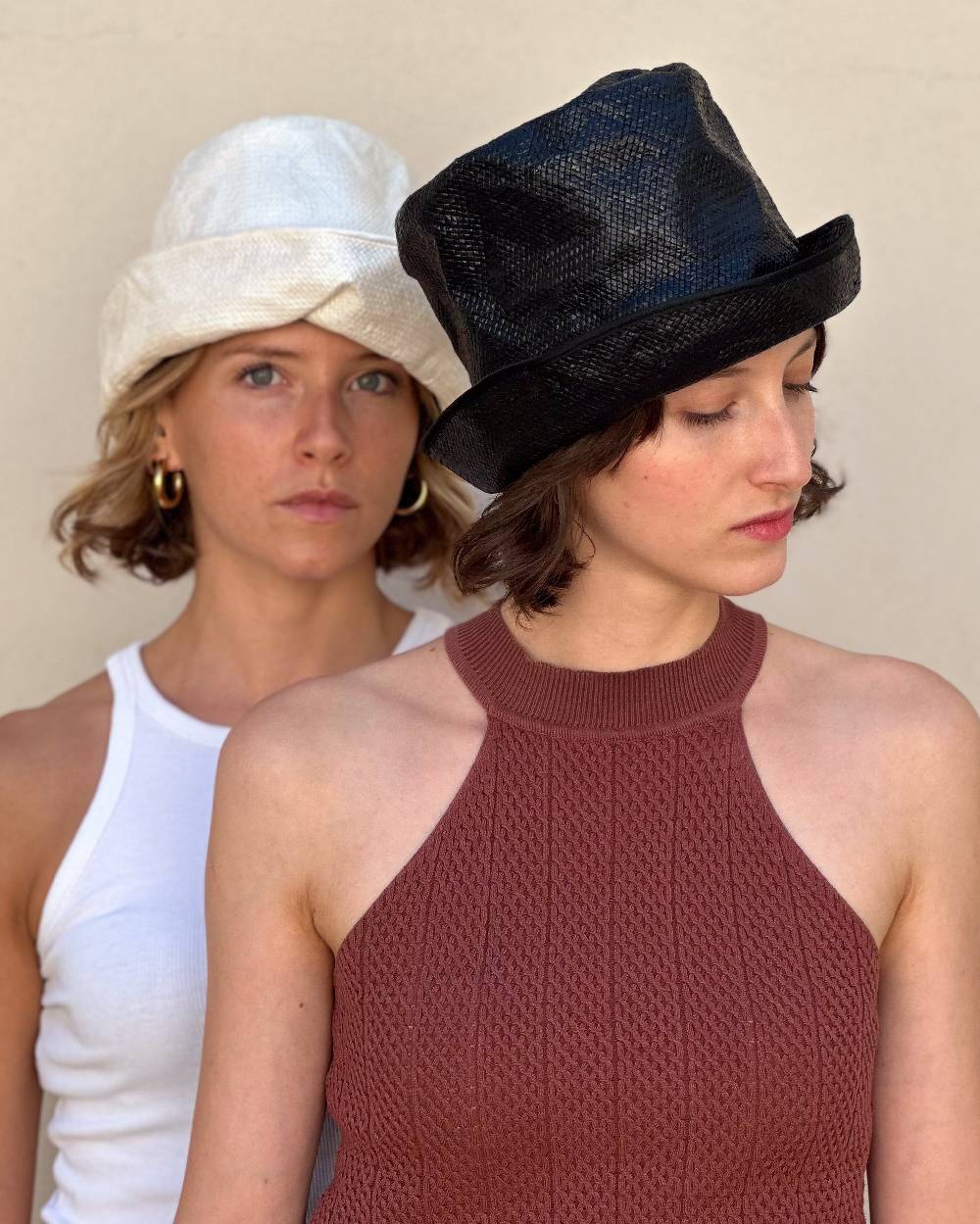 Reinhard Plank ARTISTA PAPER BLACK