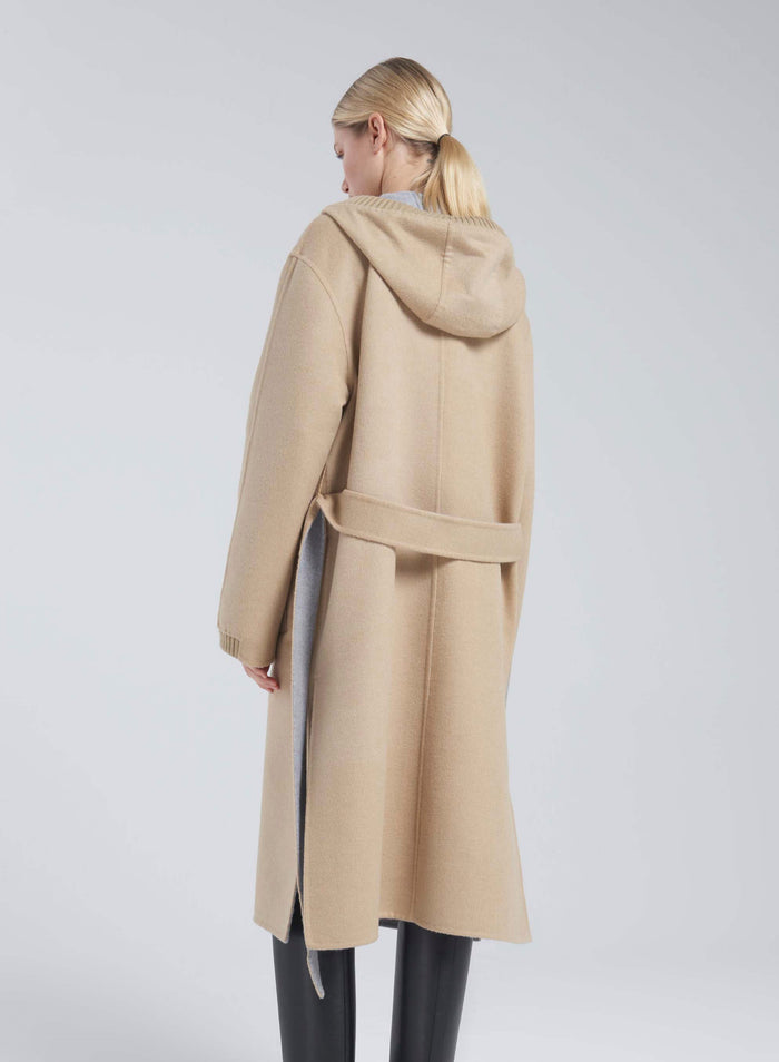 Lorena Antoniazzi CAPPOTTO IN LANA E ANGORA CON CAPPUCCIO