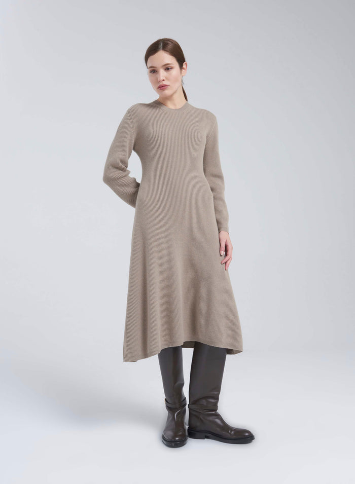 Lorena Antoniazzi ABITO IN MAGLIA