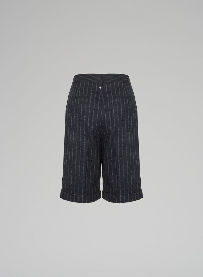 Lorena Antoniazzi BERMUDA IN ALPACA E LANA