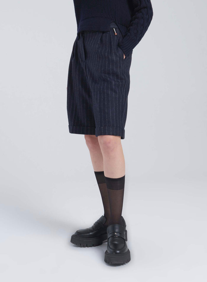 Lorena Antoniazzi BERMUDA IN ALPACA E LANA