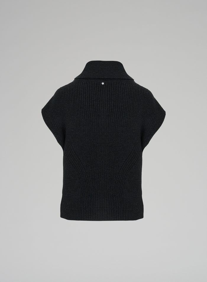 Lorena Antoniazzi GILET IN MAGLIA