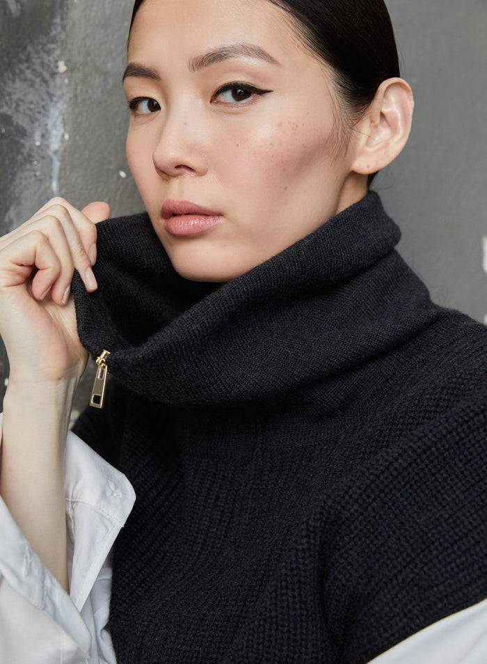 Lorena Antoniazzi GILET IN MAGLIA