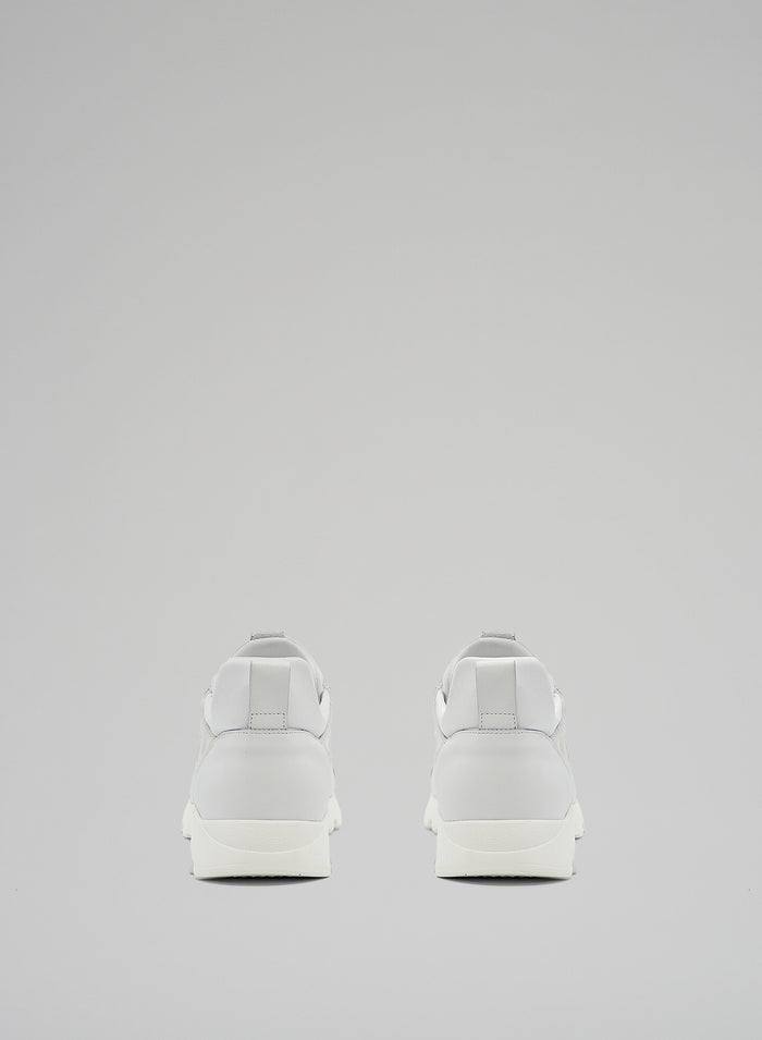 Lorena Antoniazzi SNEAKERS ICONICHE