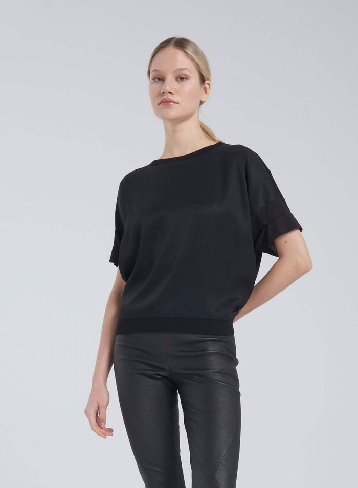 Lorena Antoniazzi T-SHIRT IN TWILL DI SETA