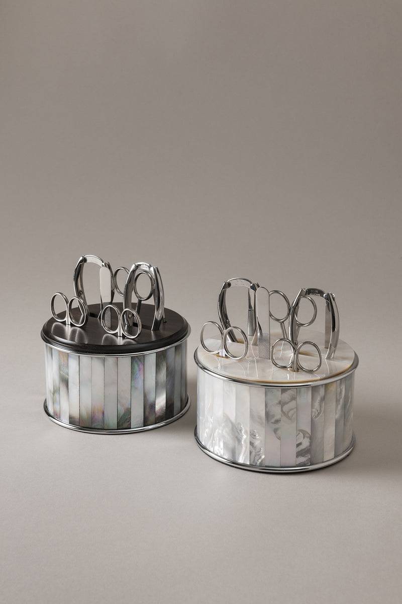 Lorenzi Milano Completo Manicure Da Toilette Con Top In Madreperla In Madreperla