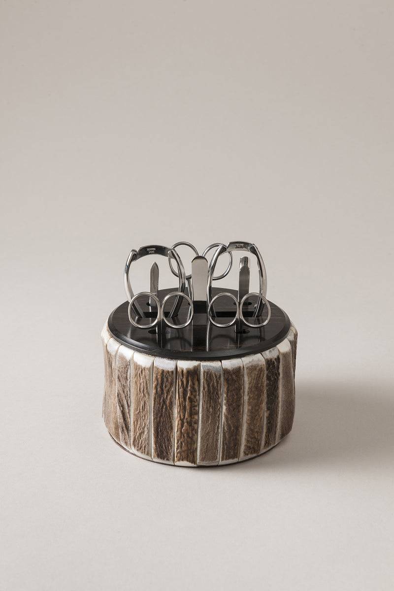 Lorenzi Milano Completo manicure da toilette in Cervo (palco) Lorenzi Milano Completo manicure da toilette in Cervo (palco)