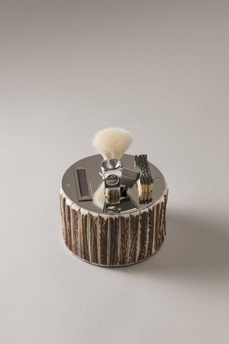 Lorenzi Milano Completo da sigari in Cervo (palco)