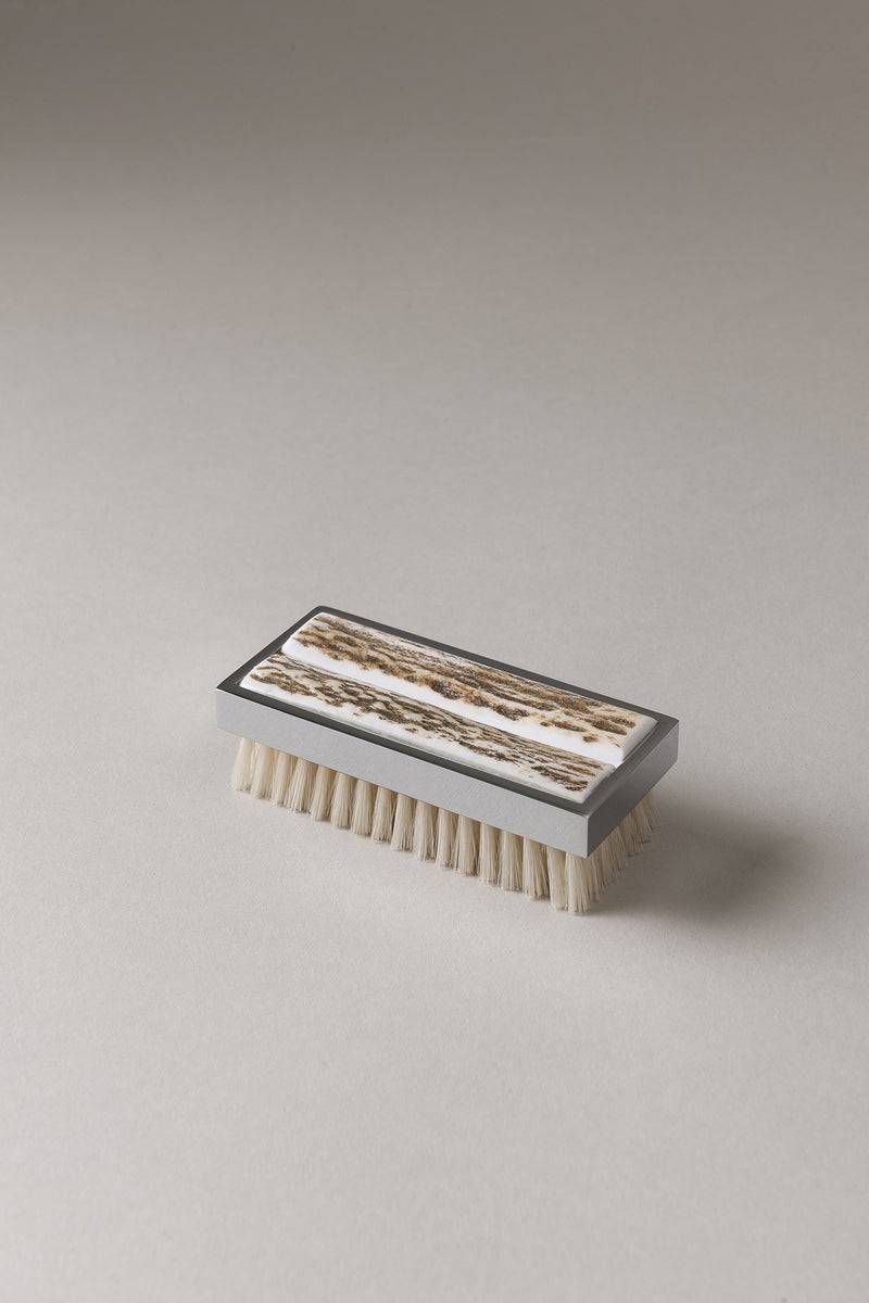 Lorenzi Milano Spazzolino unghie in Cervo (palco) Lorenzi Milano Spazzolino unghie in Cervo (palco)