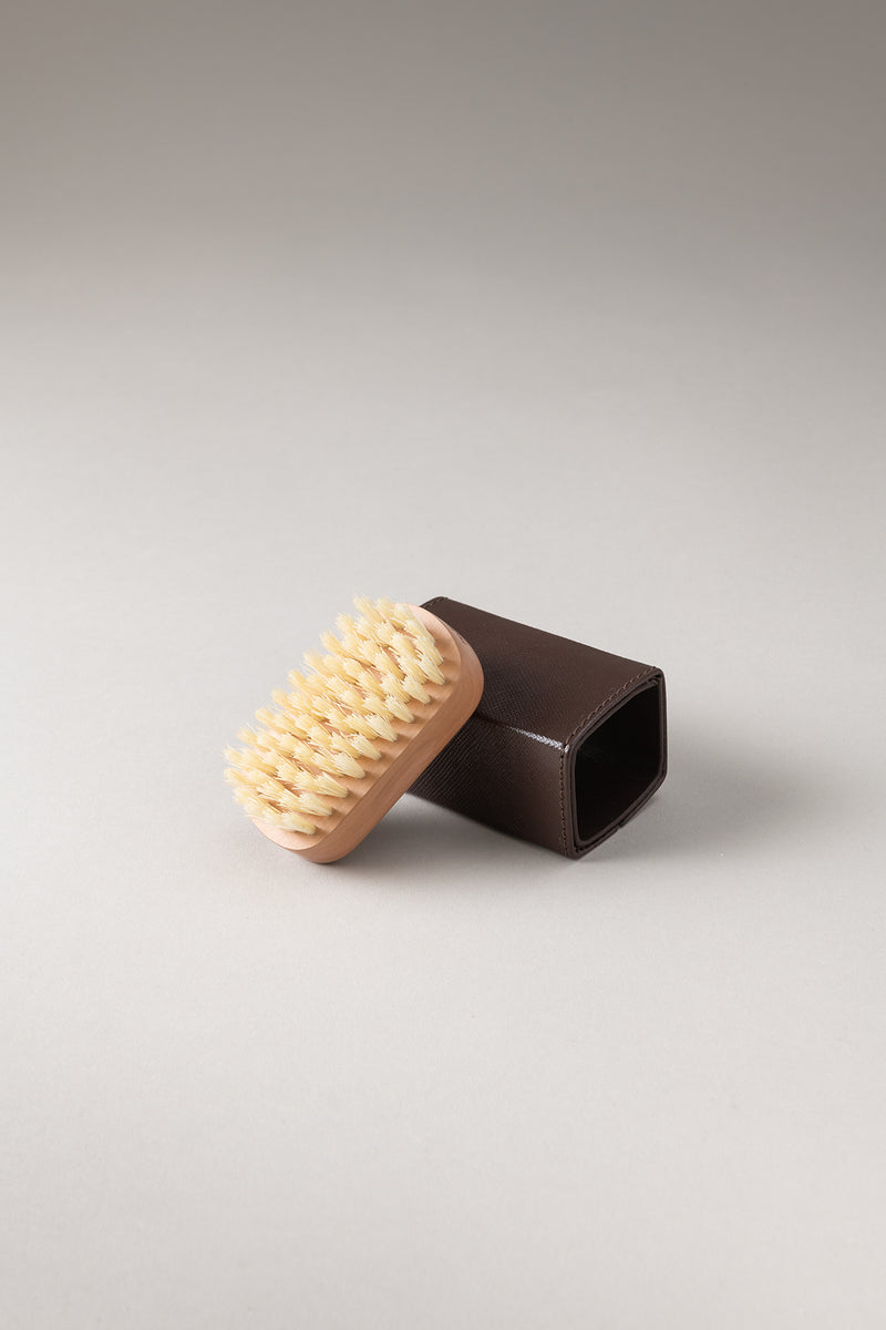 Lorenzi Milano Spazzolino Unghie Con Tunnel (setola Morbida) In Pero