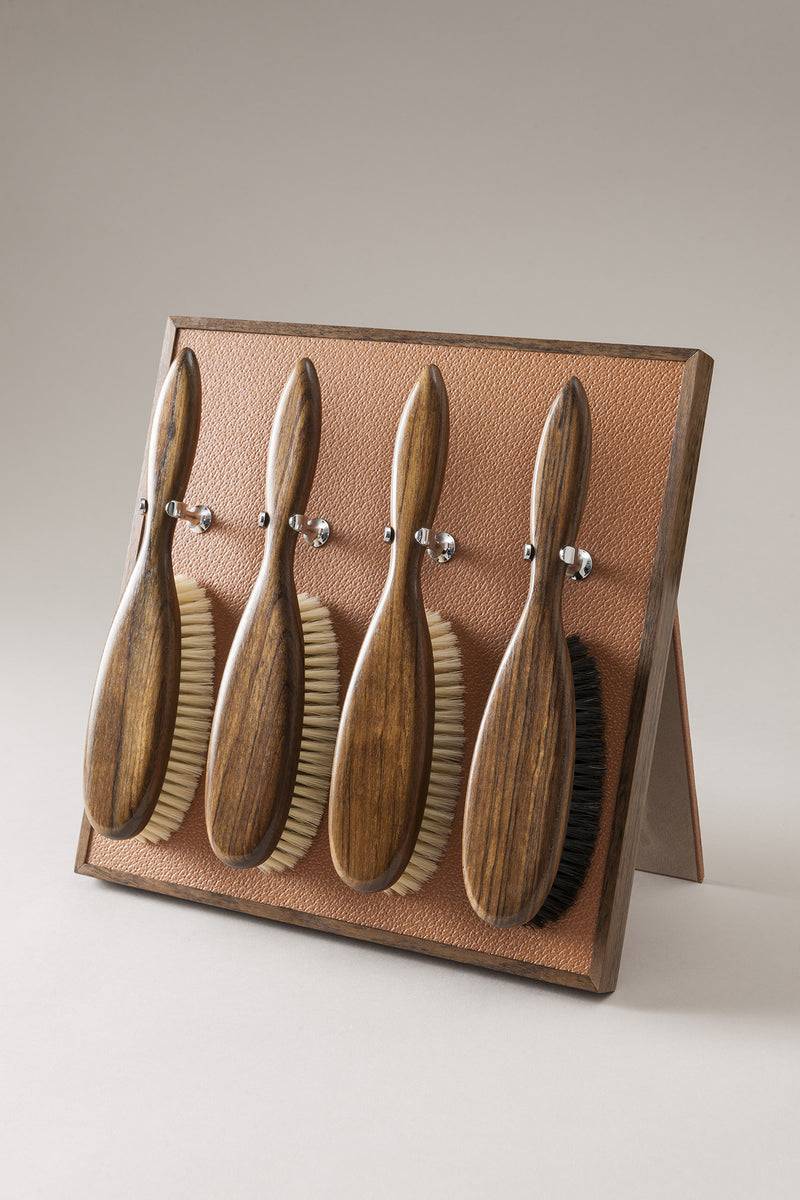 Lorenzi Milano Stand con 4 spazzole abiti in Cinghiale
