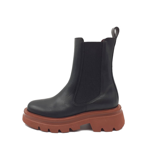 Lorenzo Mari Beatles Carlotta 3 black