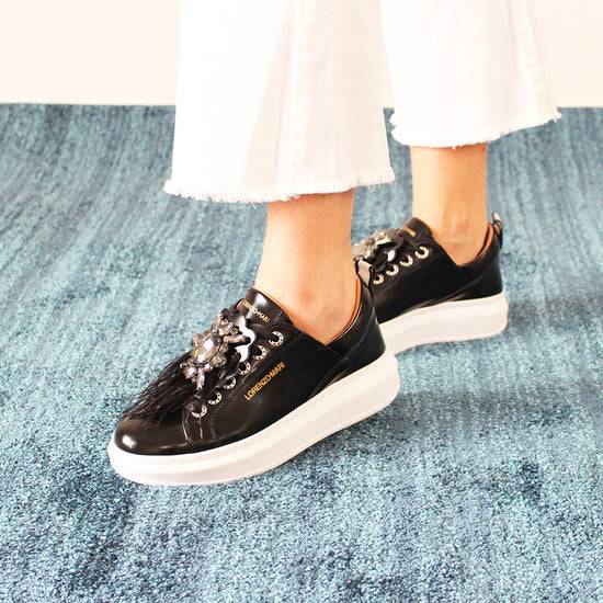 Lorenzo Mari Laura Black