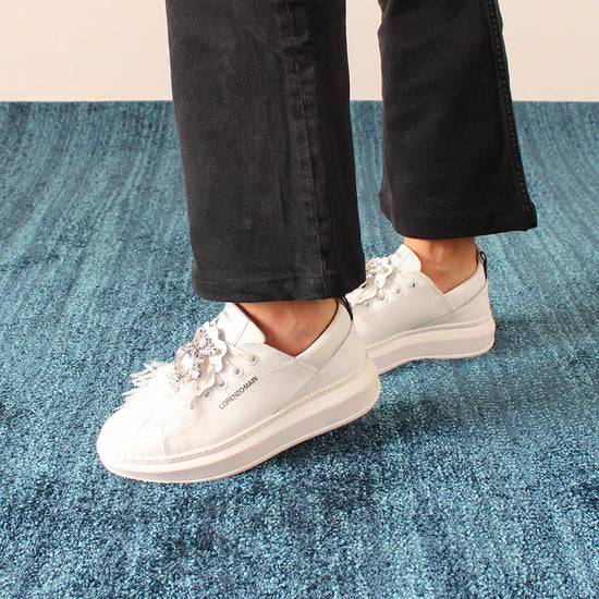 Lorenzo Mari Laura White