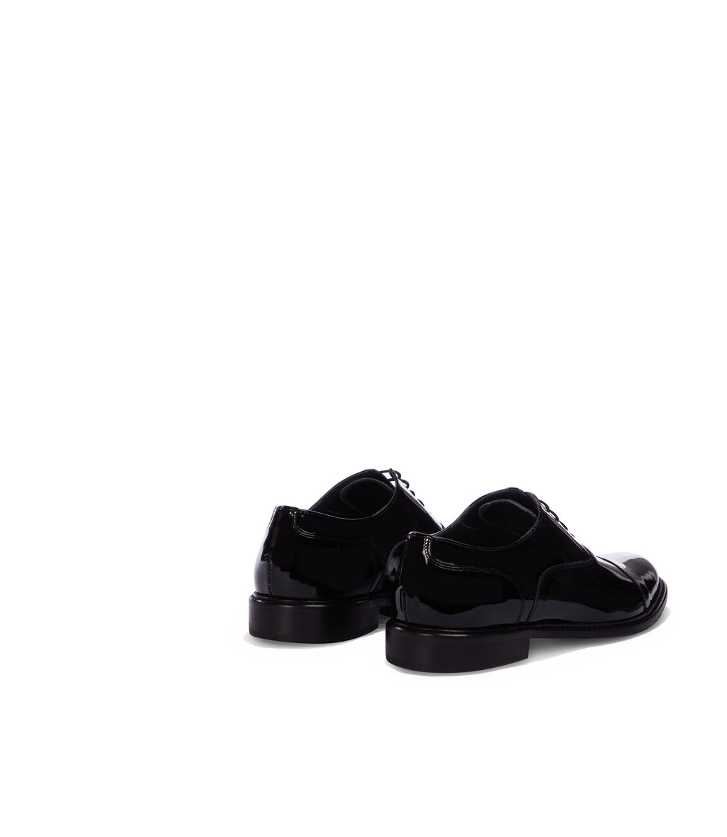 Loriblu Stringate Oxford In Vernice Nera