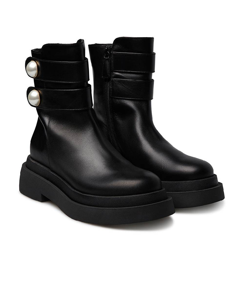 Loriblu Stivaletto In Vitello Nero Con Cinturini E Borchie Perla