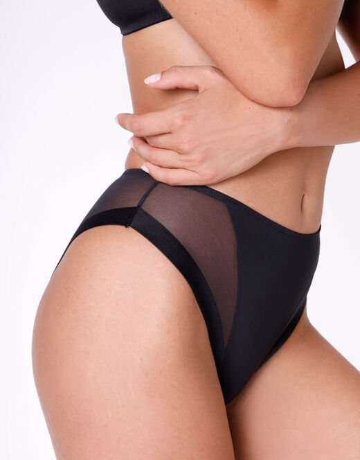 Lovable Slip midi sgambato Invisible Ultralight nero in microfibra e tulle. Massima invisibilità