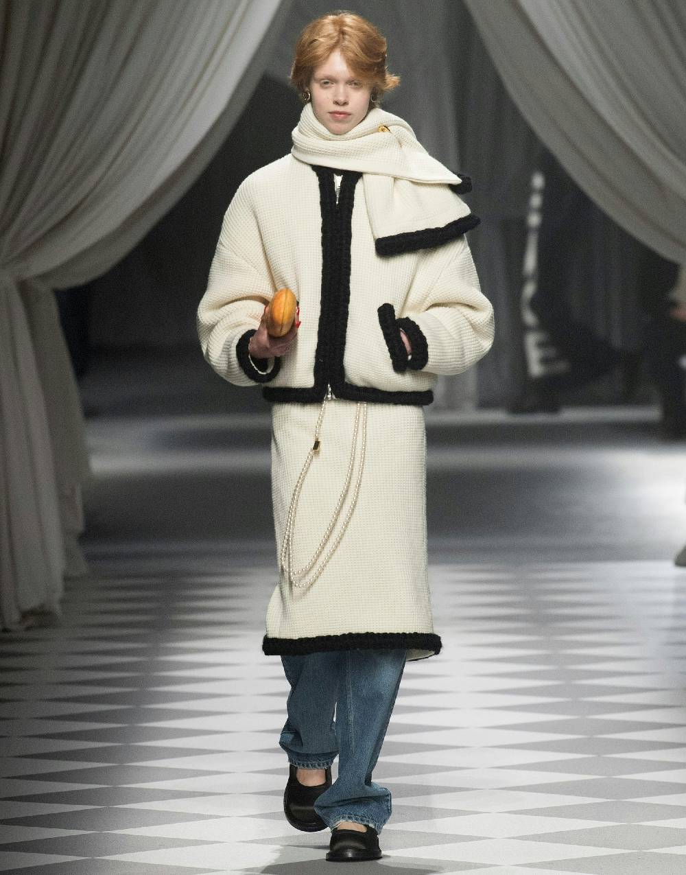 Love Moschino Gonna In Lambswool Superfine