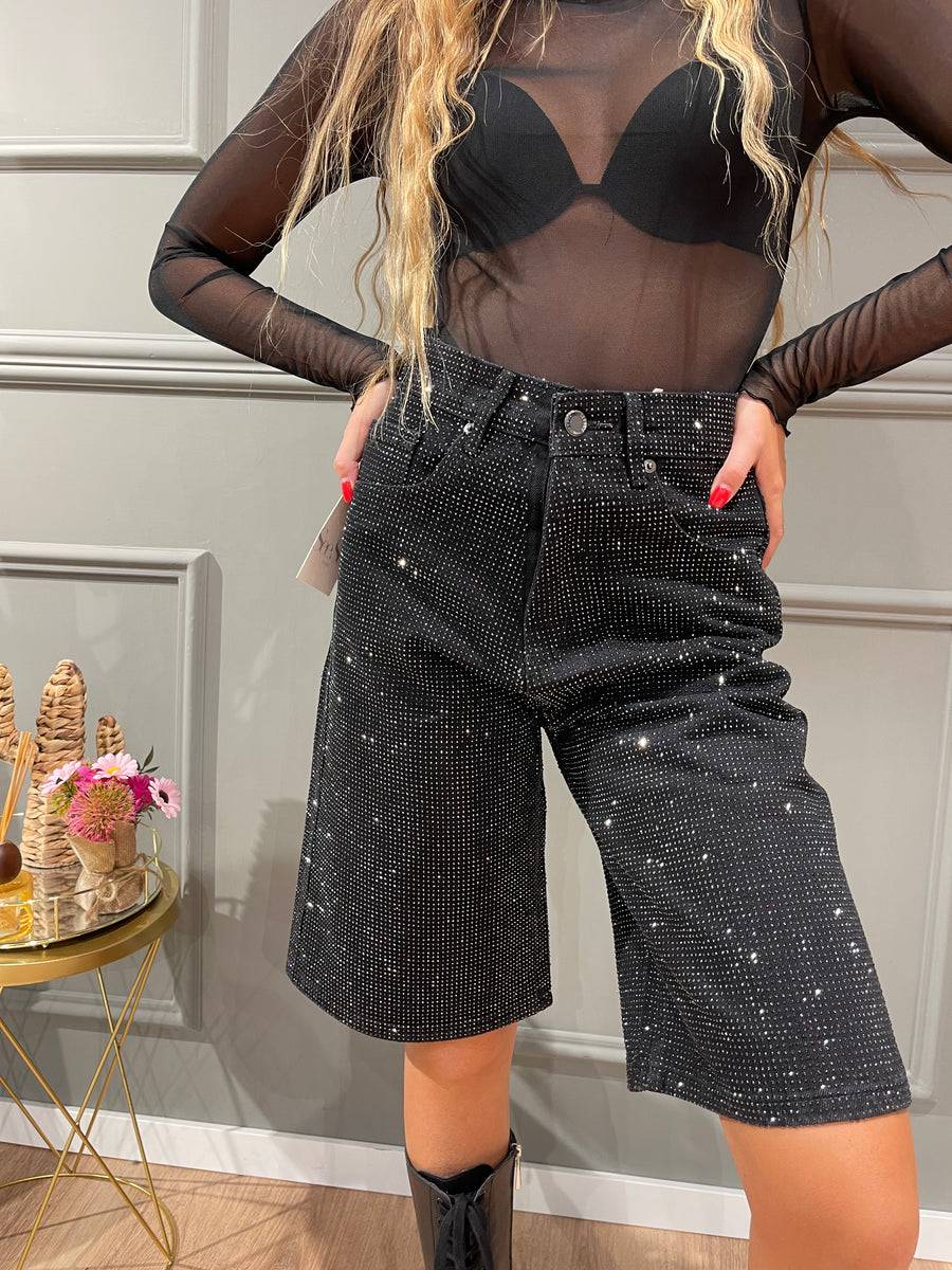 Lovely Sisters Bermuda Shine