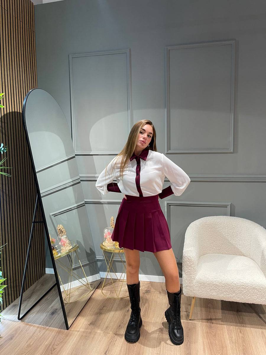 Lovely Sisters Gonna Collage Bordeaux