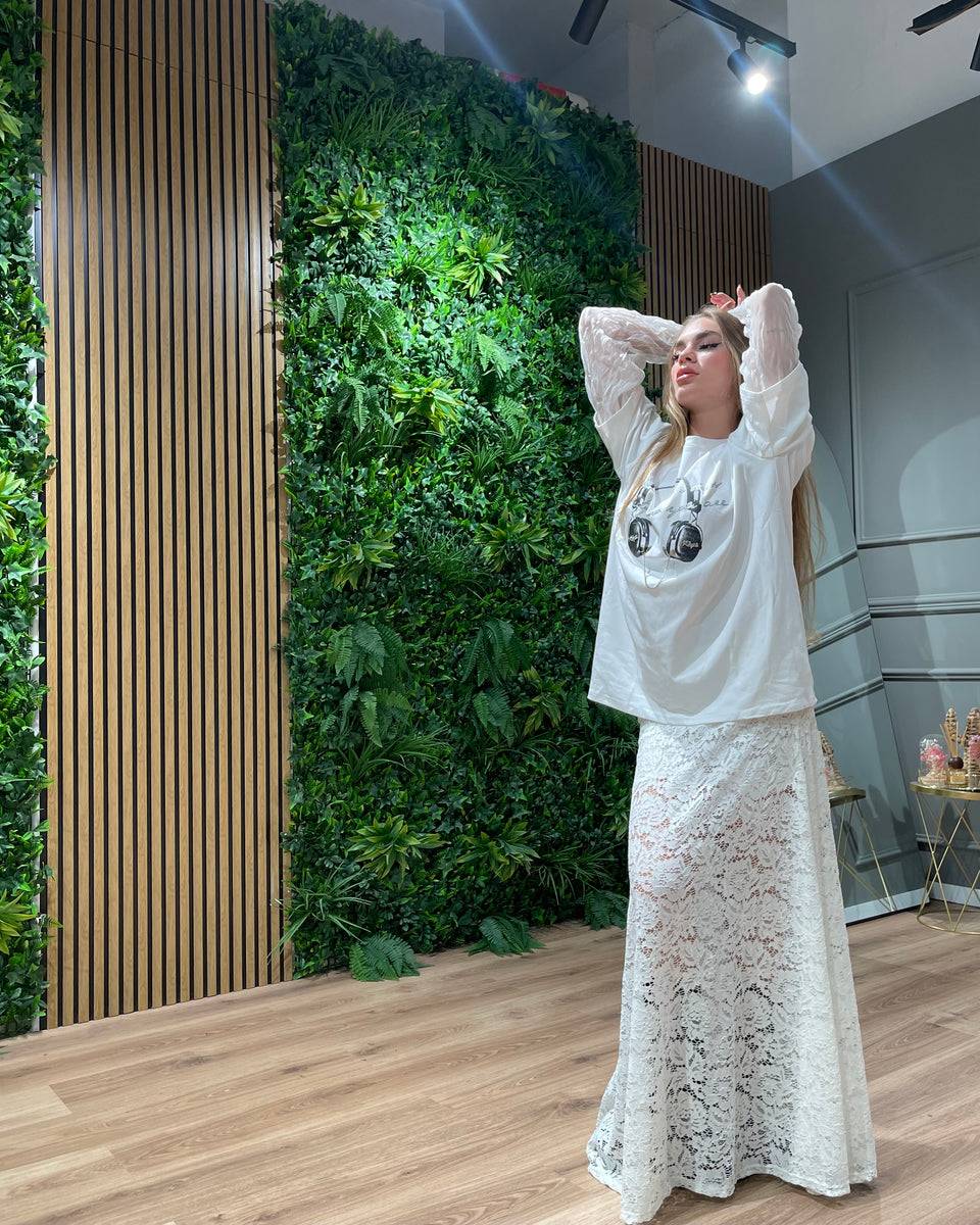 Lovely Sisters Gonna In Pizzo Bianca