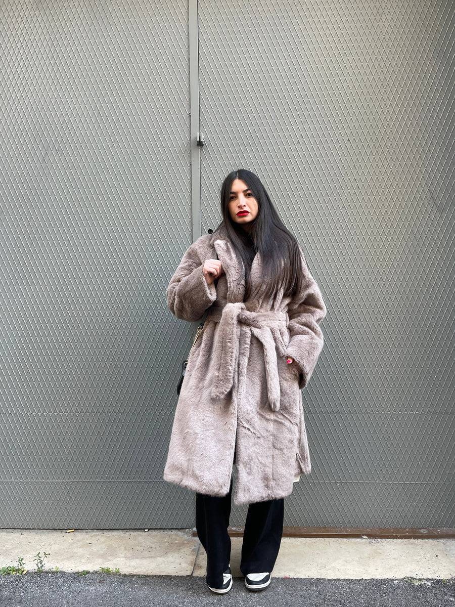 Lovely Sisters Pelliccia Con Cintura