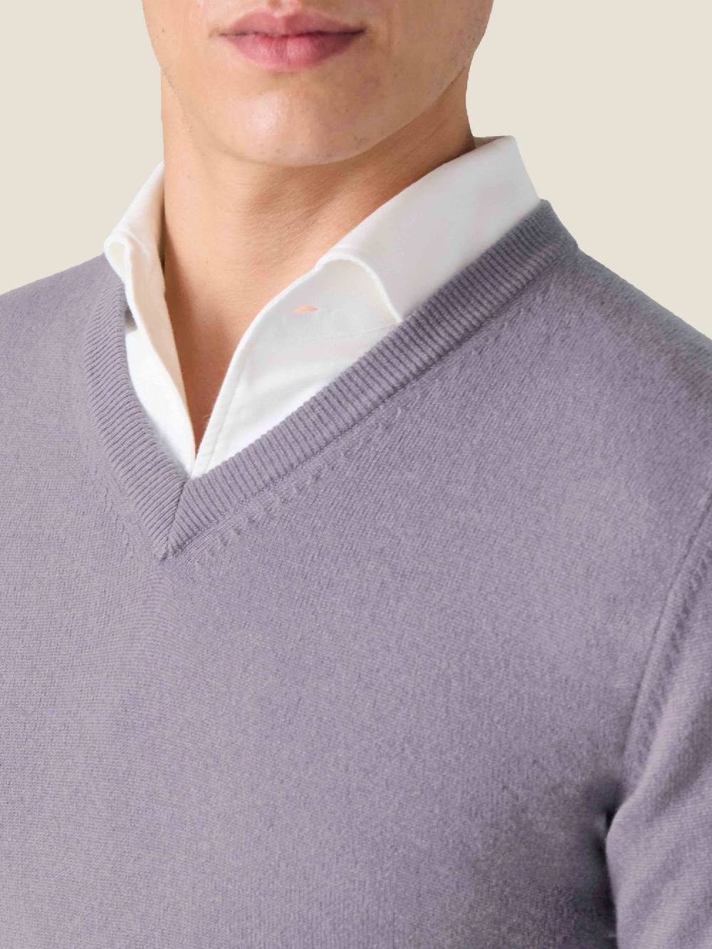 Luca Faloni V Neck2-Ply Cashmere