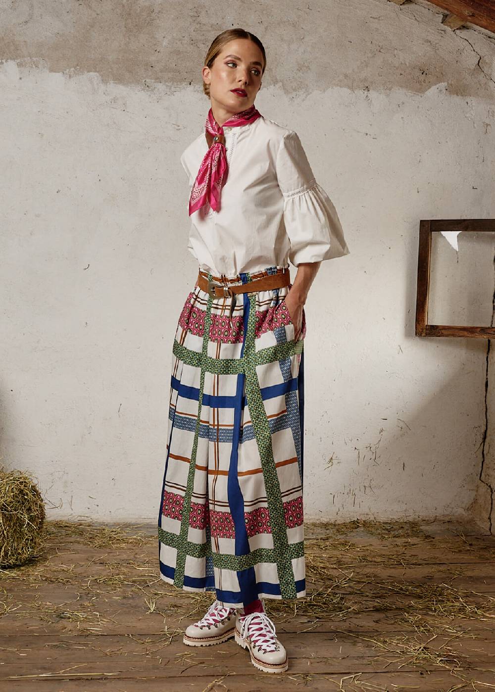 Luis Trenker Blusa in cotone con maniche a sbuffo modello Lufanny